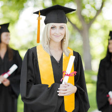 Charger l&#39;image dans la galerie, Tenue Complète Cérémonie Diplômés Adulte (Toque + Toge + Écharpe + Cordon)
